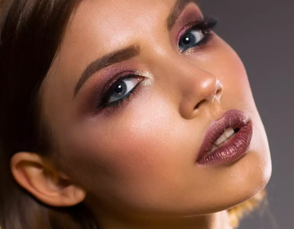 Make Up